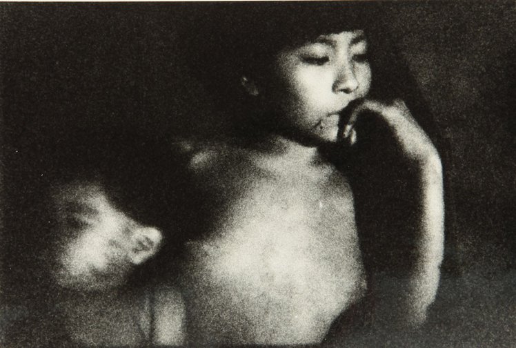 Madre e hija Yanomama